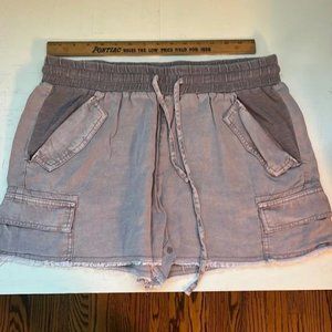 3 pair Splendid shorts with pockets. xL. Super flattering